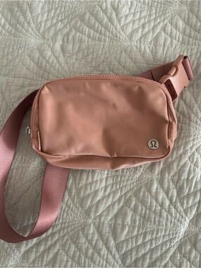 lululemon athletica Dusty Pink Crossbody Belt Bag